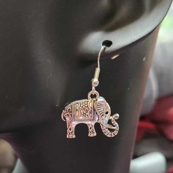 Ornate Silver Elephant Earrings Indian Elephant Earrings NWT - Picture 4 of 10